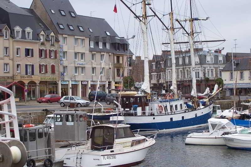Hotel Le Goelo - Port De 潘波勒 外观 照片