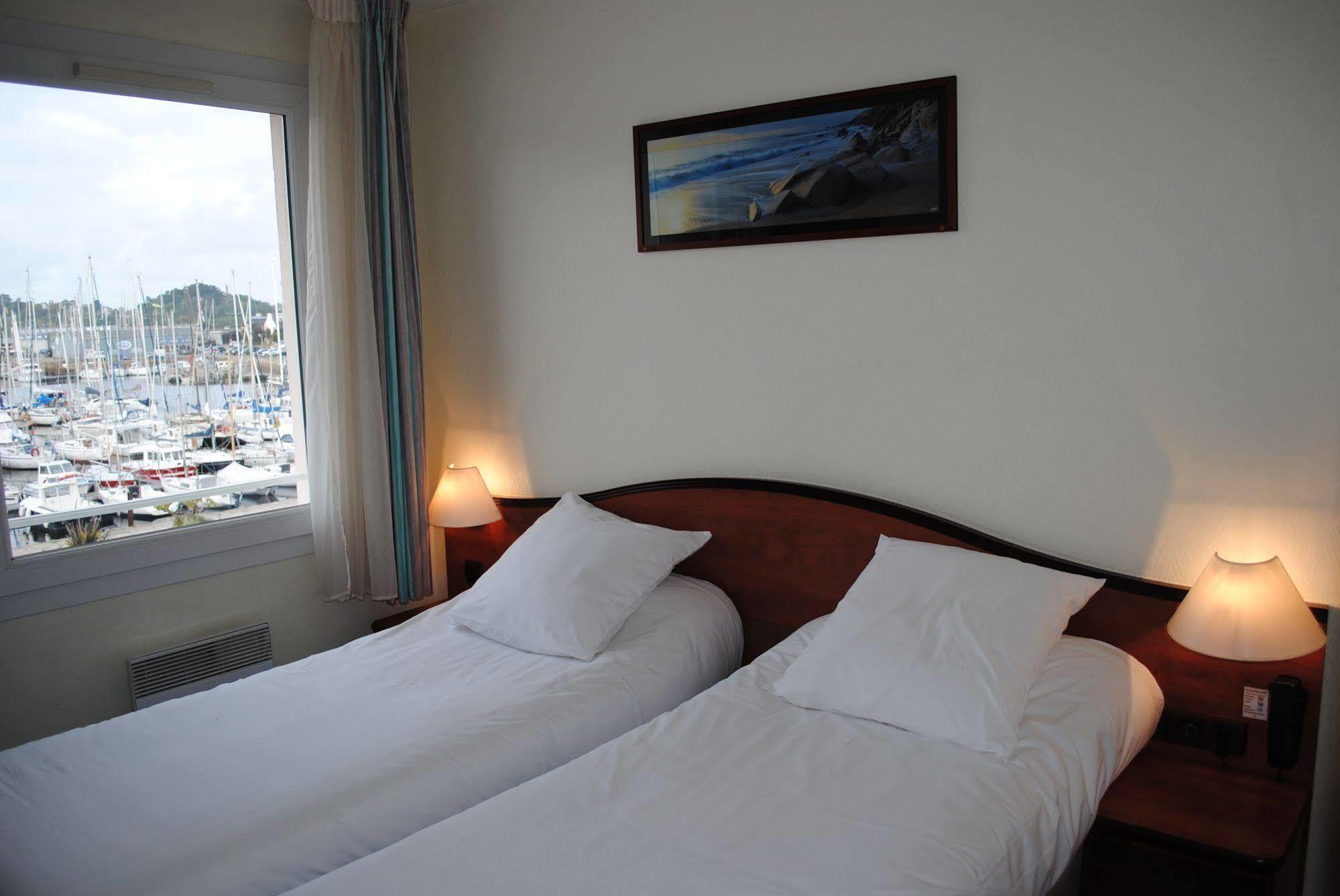 Hotel Le Goelo - Port De 潘波勒 外观 照片